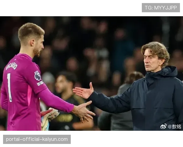 热刺主场球迷嘘声反映战术乏味 弗兰克需重拾进攻传统