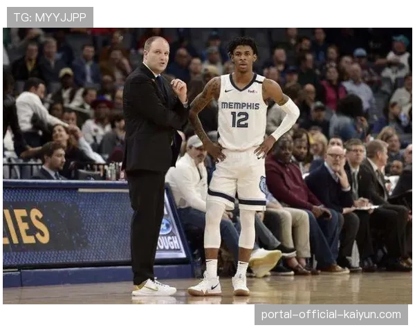 活塞杜伦詹金斯内线组合评估 年轻核心成长支撑东部榜首战绩